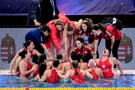 Ολυμπιακός – Ντουναϊσβάρος: Ο μεγάλος τελικός Final 4 Euroleague Πόλο Γυναικών στο One Channel