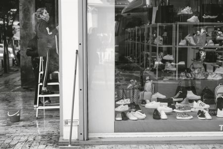 Με ισορροπία τρόμουη «επανεκκίνηση»