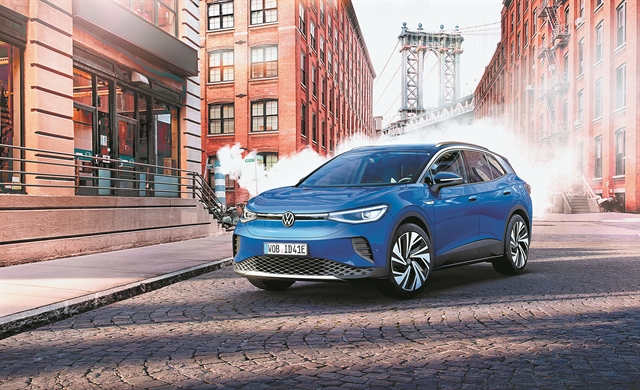 Ξαναγράφοντας την ιστορία