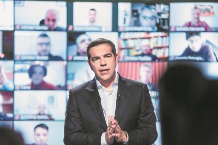 Ο Τσίπρας απέναντι στο δίλημμα της αλλαγής του ΣΥΡΙΖΑ