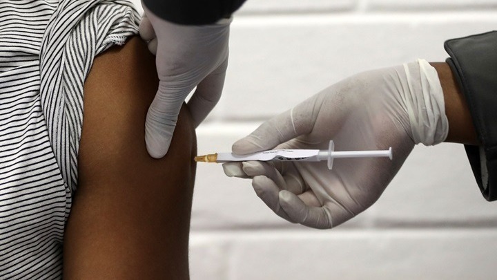 Ellinika Hoaxes: Λανθασμένος ο αριθμός εμβολιασμένων πολιτών σε διάγγελμα του Πρωθυπουργού | tovima.gr