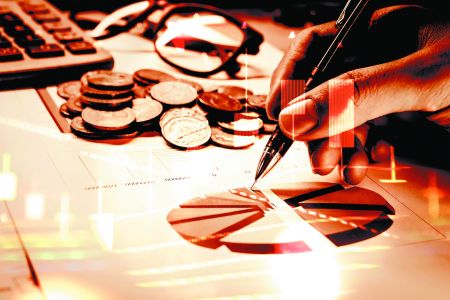 Οδηγός: Πού να επενδύσετε τα λεφτά σας την εποχή των μηδενικών επιτοκίων