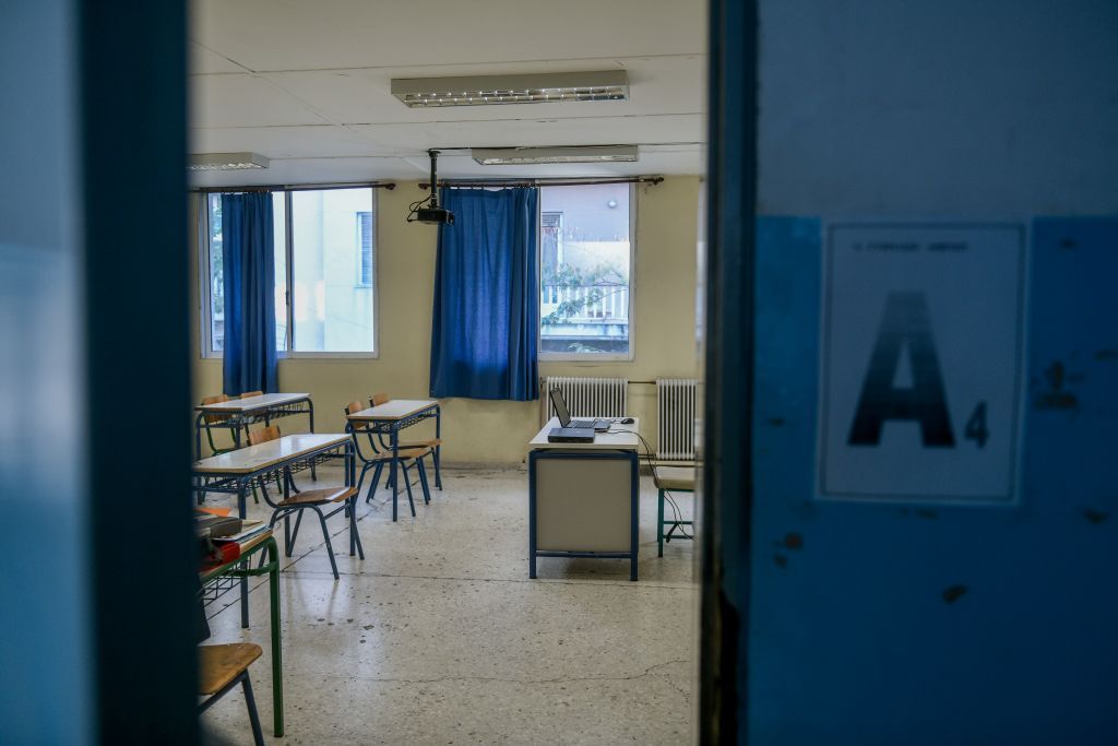 Σχολεία : Πώς θα γίνει η επιστροφή στα θρανία  – Η ΚΥΑ με όλα τα μέτρα