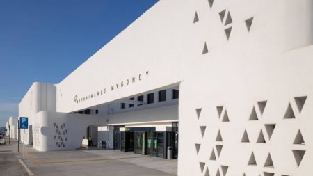 Επισκέπτες υψηλής οικονομικής στάθμης και… μπατίρηδες