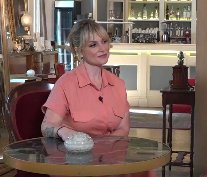 Ελεονώρα Ζουγανέλη: Στο «Σπίτι με το MEGA» θα ακούσουμε νέα και παλιά τραγούδια μου