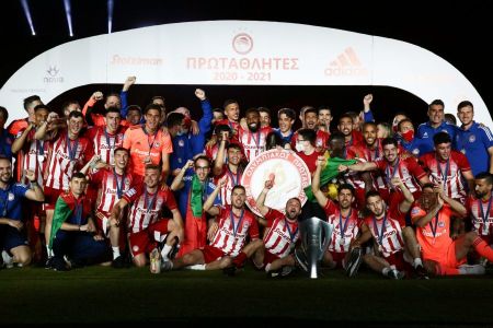 Ο Θρύλος γιόρτασε το 46ο πρωτάθλημα