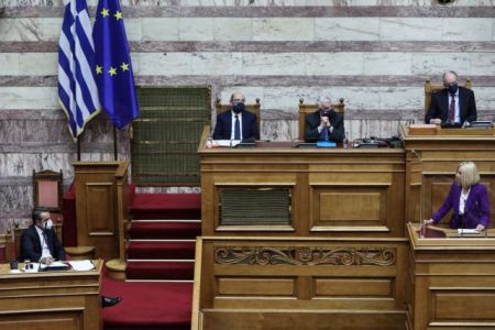 Στις 18 Μαΐου η συζήτηση στη Βουλή για τον κλιματικό νόμο