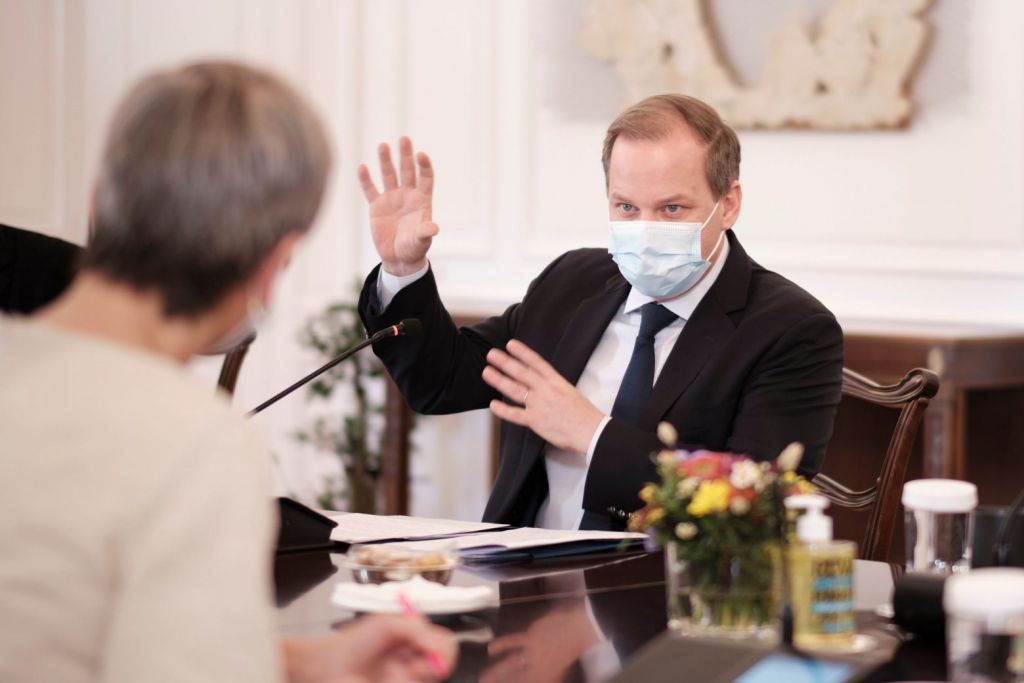 Επί τάπητος τα μεγάλα έργα στη συνάντηση Μητσοτάκη – Βεστάγκερ