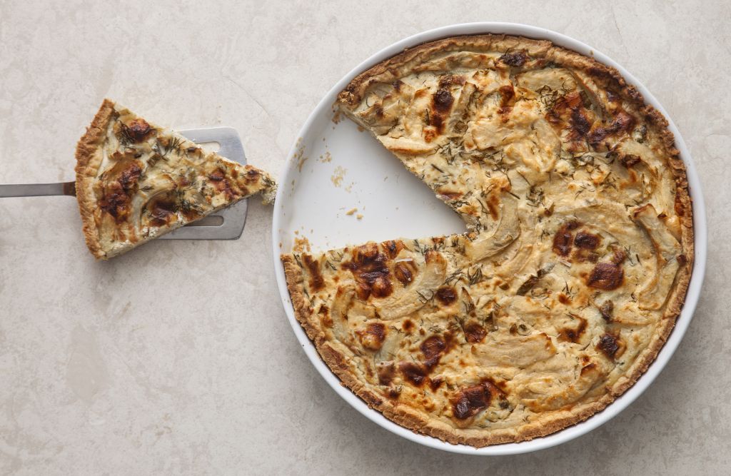 Τάρτα με αγκινάρες και τυριά