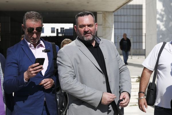 Στην Ελλάδα ο Γιάννης Λαγός