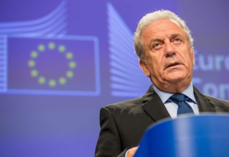 Αβραμόπουλος: Αν η Ευρώπη δεν διαχειριστεί το μεταναστευτικό, οι αφίξεις μπορεί να πολλαπλασιαστούν