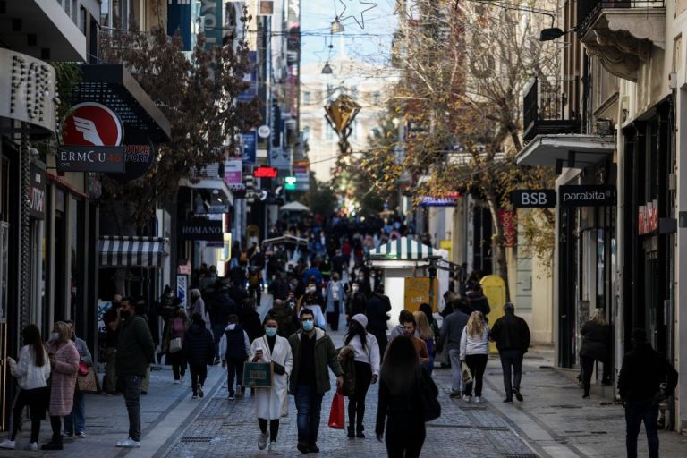 Ανοιχτά τα καταστήματα την Κυριακή – Απεργία και αντιδράσεις από τους εργαζόμενους | tovima.gr