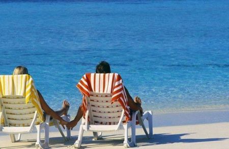 Κοινωνικός τουρισμός: Δωρεάν διακοπές για 300.000 πολίτες – Πότε ανοίγει η πλατφόρμα, οι δικαιούχοι