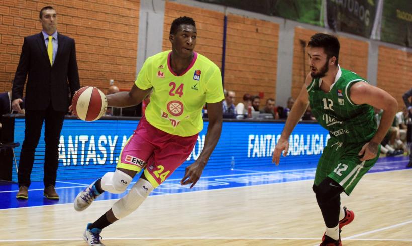 Ολυμπιακός: Ποιος είναι ο θηριώδης σέντερ από τη Γαλλία που τσεκάρει ο Μπαρτζώκας