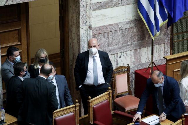 Βουλή: Ψηφίστηκε το νομοσχέδιο για τη συνεπιμέλεια | tovima.gr
