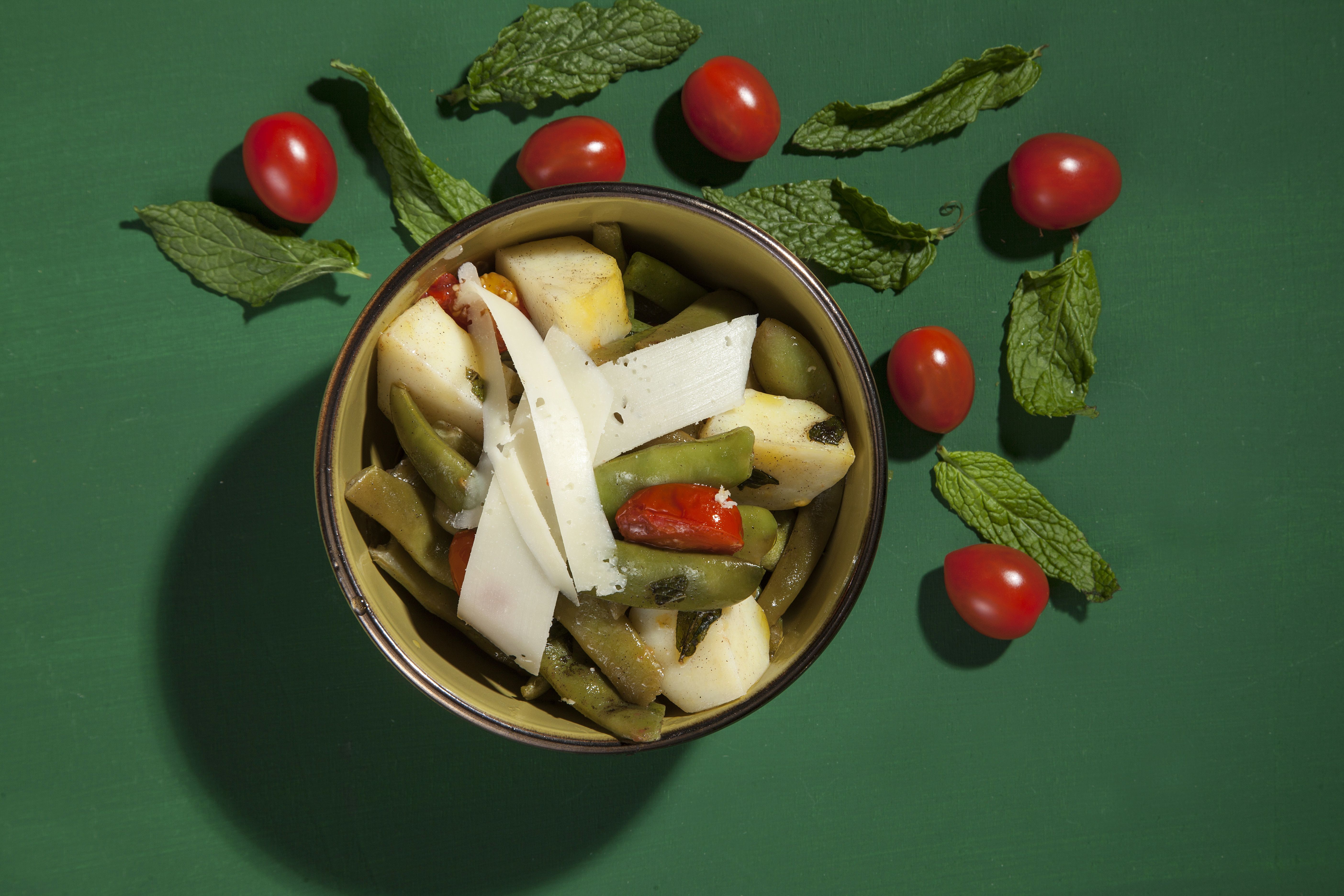 Φασολάκια λεμονάτα με πεκορίνο