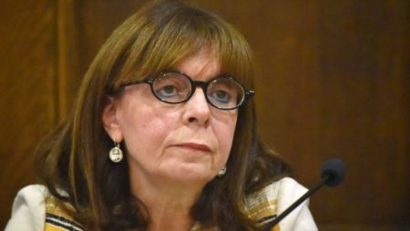 Κατερίνα Σακελλαροπούλου : Ανακηρύχθηκε επίτιμη δημότης Κέρκυρας