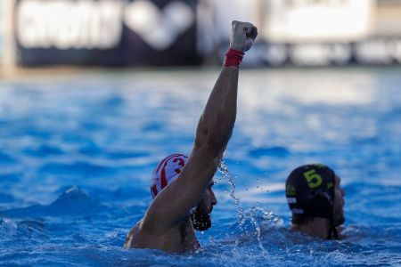 Νέο νταμπλ του Ολυμπιακού – «Βούλιαξε» την ΑΕΚ στον τελικό (20-4)