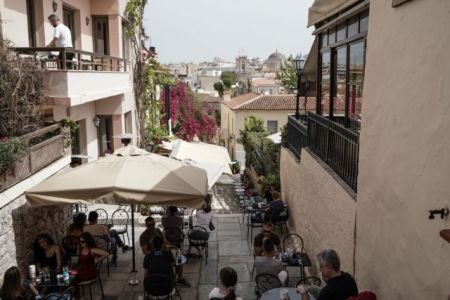 Kορωνοϊός: Πού εντοπίζονται τα 1.381 νέα κρούσματα – Δείτε τον χάρτη της διασποράς