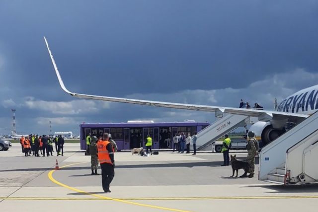 Λευκορωσία: Θρίλερ με την αποβίβαση Έλληνα στην πτήση της Ryanair – Τι απαντά στα σενάρια περί πρακτόρων | tovima.gr