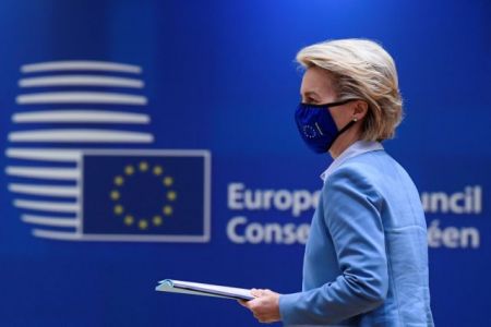 Κομισιόν: Η ΕΕ θα πετύχει τον εμβολιασμό του 70% του ενήλικου πληθυσμού της, ως το τέλος Ιουλίου