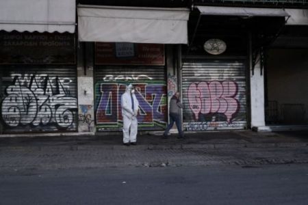 Κορωνοϊός: Πώς θα εξελιχθεί η πανδημία μέσα στο καλοκαίρι – Πόσα κρούσματα θα φτάσουμε, η ανησυχία για τις μεταλλάξεις