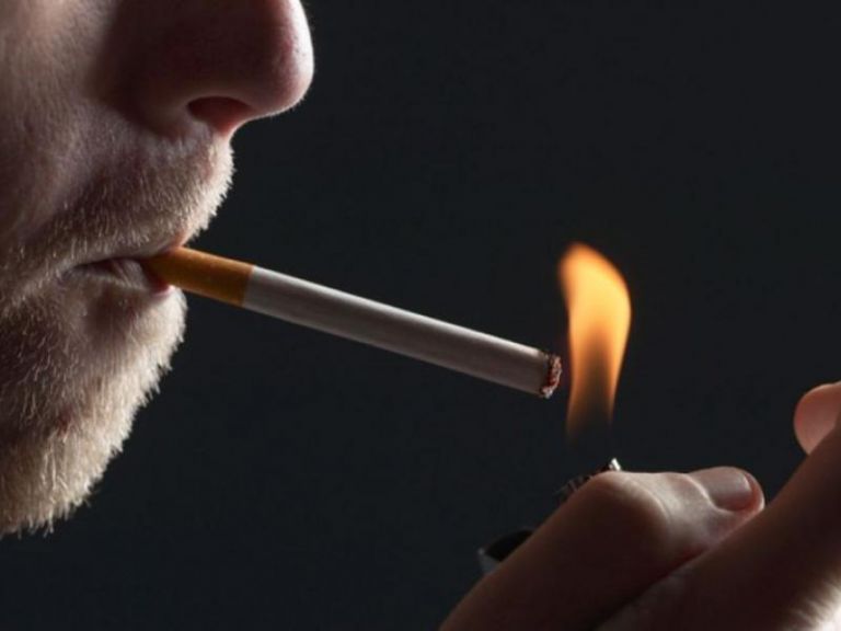 Έρευνα: Σε ιστορικά υψηλό ο αριθμός των καπνιστών – Πόσοι είναι παγκοσμίως | tovima.gr