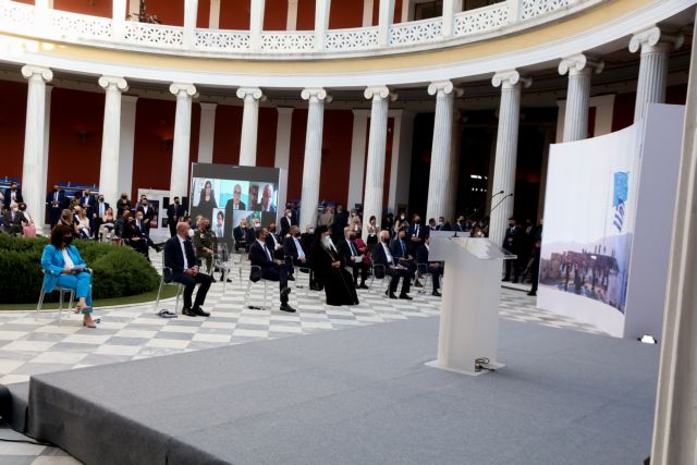 Μια σύνθετη άσκηση ακριβείας, και ένα τραπέζι όπου άλλαξαν τα πάντα