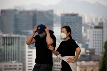 Χονγκ Κονγκ: Διήμερη άδεια μετ΄αποδοχών σε όσους εμβολιάζονται κατά του κορωνοϊού