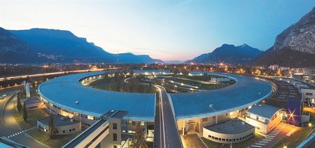 ESRF: Συνεργασία μεγάλης κλίμακας