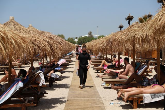 Κορωνοϊός: Σε πορεία αποκλιμάκωσης το τρίτο κύμα – Τι προβλέπουν οι επιστήμονες