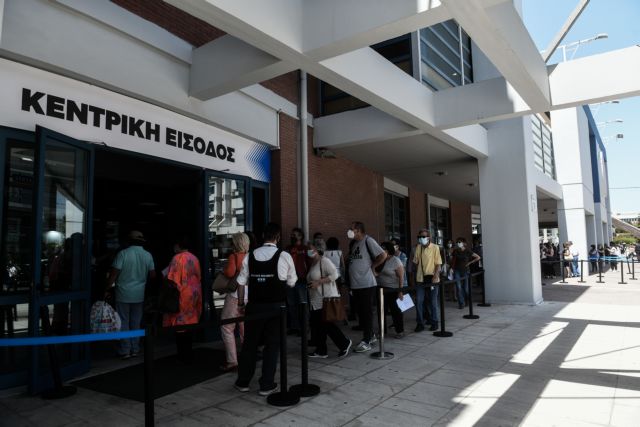 Κοροναϊός: Πρώτη στα κρούσματα η Αττική – Μπροστά ο Πειραιάς από τη Θεσσαλονίκη