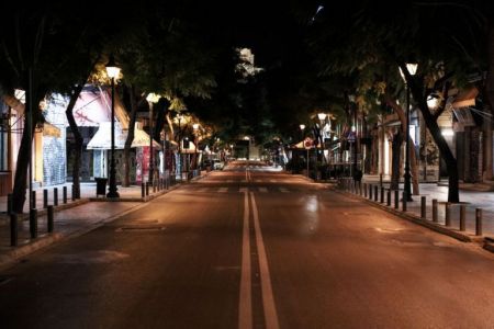 Παράταση νυχτερινής απαγόρευσης; – Ποια σενάρια μελετά η κυβέρνηση – Τι είπε η Πελώνη