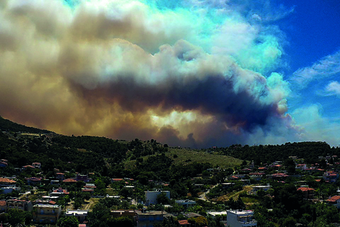 Γεράνεια Oρη: Το απόλυτο ρεκόρ φυσικής καταστροφής της τελευταίας δεκαετίας