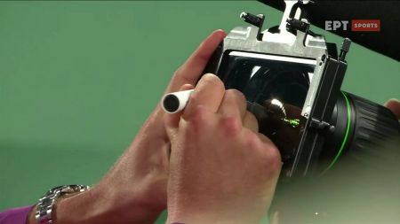 Roland Garros: Η αφιέρωση του Τσιτσιπά