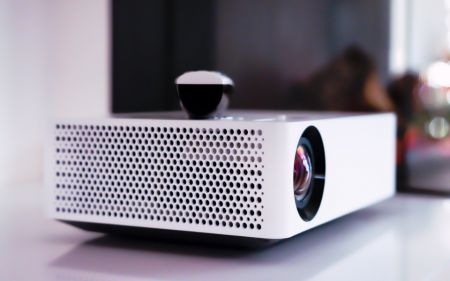 Φέρε το σινεμά στο σαλόνι σου με τηλεοράσεις που μεταμορφώνουν το σκηνικό!