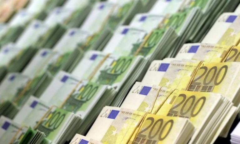 ΑΑΔΕ: 2,56 δισ. ευρώ οι νέες οφειλές στην εφορία το 4μηνο