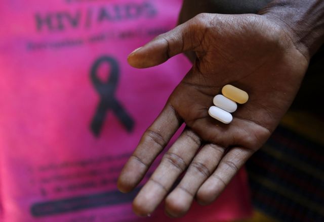 AIDS: Ο ΟΗΕ στοχεύει στην εξάλειψή του μέχρι το 2030 – Όμως ΗΠΑ και ΕΕ αρνούνται την άρση των πατέντων για τα φάρμακα | tovima.gr