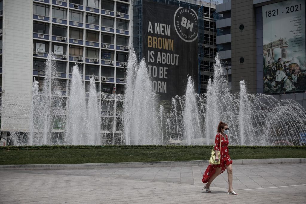 Κορωνοϊός: Μεγάλη μείωση ιικού φορτίου στις περισσότερες περιοχές της χώρας – Πού αυξήθηκε