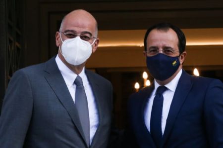 Συνάντηση Δένδια – Χριστοδουλίδη ενόψει του Συμβουλίου Εξωτερικών Υποθέσεων της ΕΕ