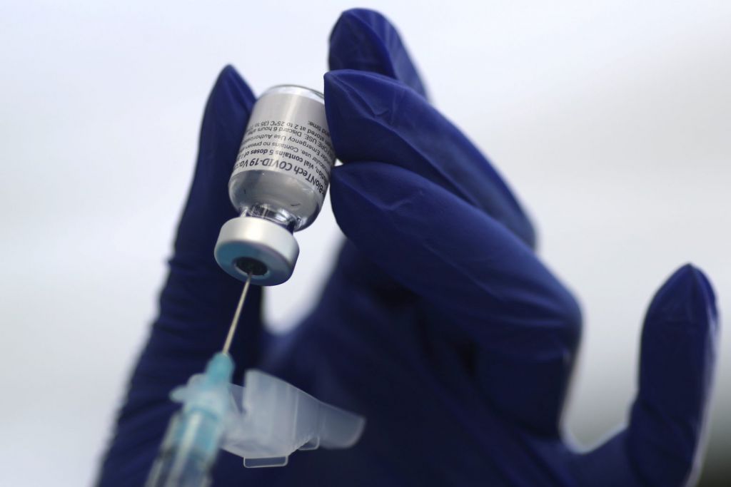 Κορωνοϊός: Το ποσοστό πληθυσμού που πρέπει να εμβολιαστεί για να τεθεί υπό έλεγχο η πανδημία