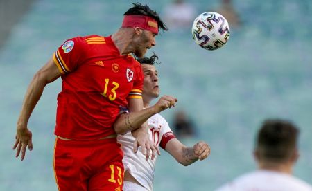 Έμεινε «ζωντανή» η Ουαλία (1-1)