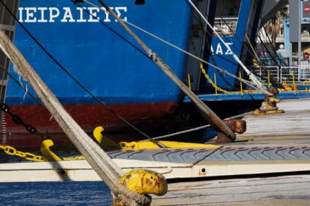 Απεργία ΠΝΟ: Δεμένα τα πλοία την Τετάρτη
