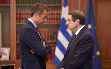 Κυπριακό: Τι συζήτησαν Αναστασιάδης – Μητσοτάκης ενόψει της συνάντησης με τον Ερντογάν