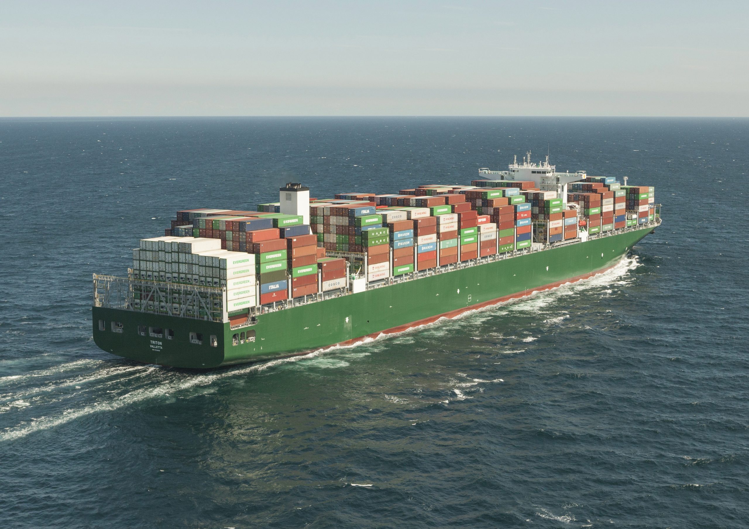 Costamare’s entry into bulk dry cargo with the purchase of 16 ships