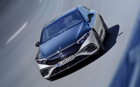 Mercedes EQS: Επίδειξη υπεροχής