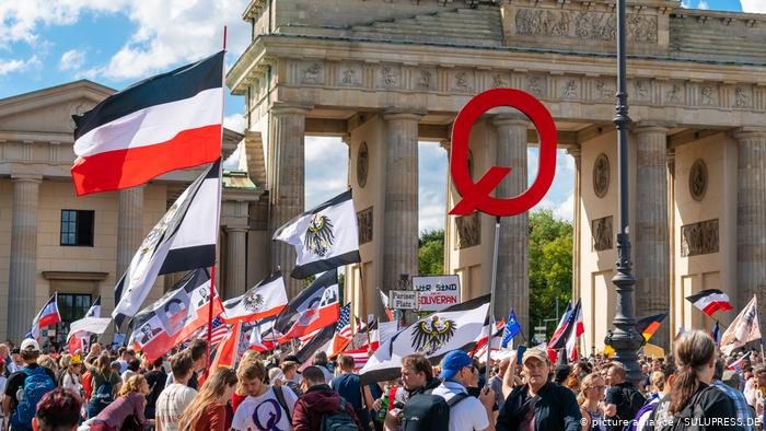Γερμανία: Αυξάνεται ο ακροδεξιός εξτρεμισμός | tovima.gr