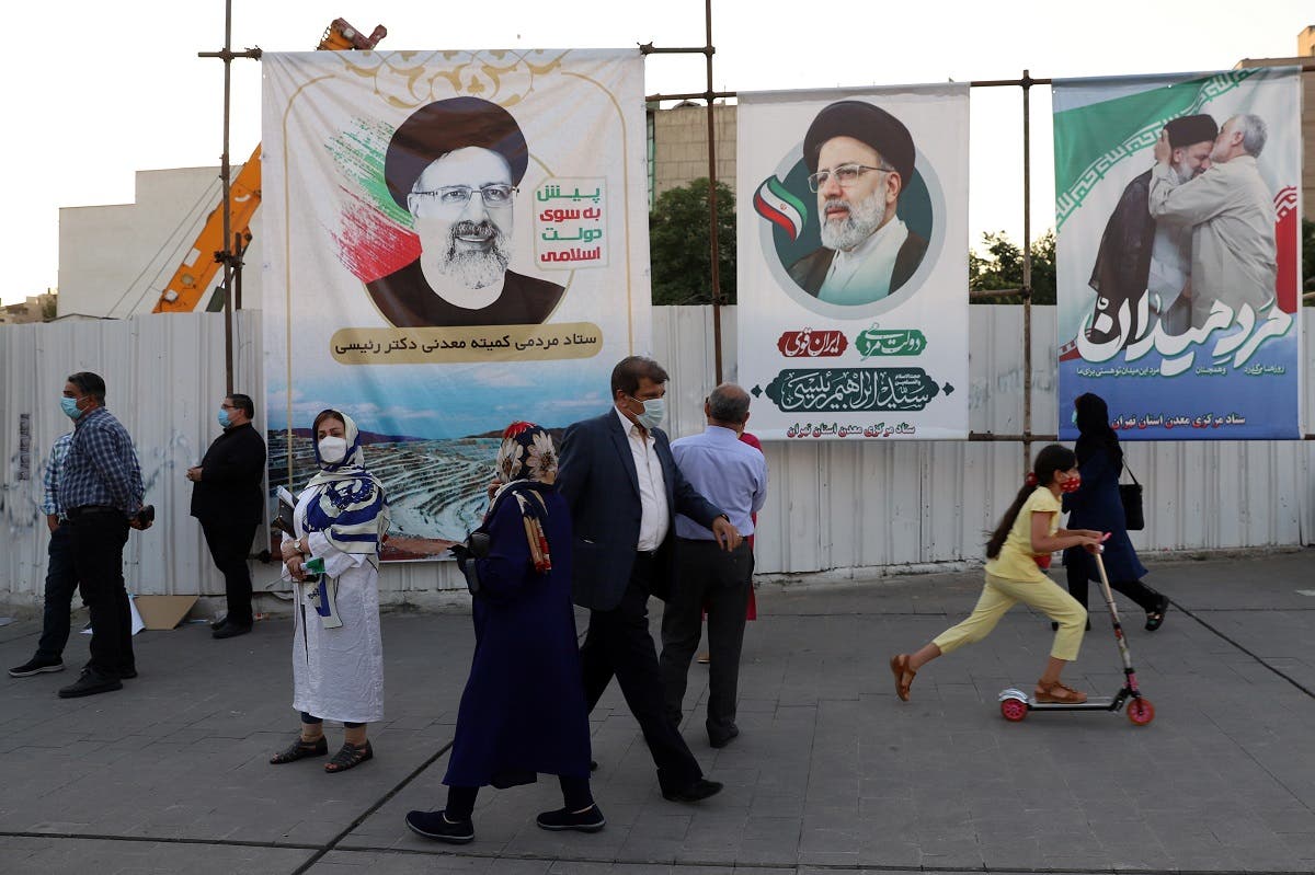 Οι εκλογές στο Ιράν και πώς θα επηρεάσουν εσωτερικές και διεθνείς εξελίξεις