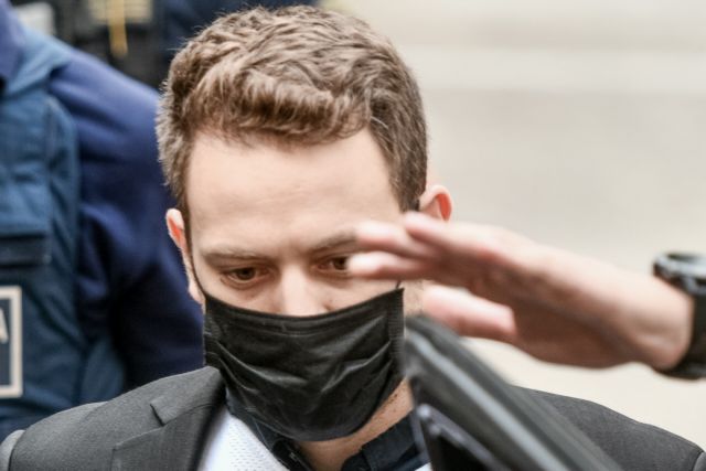 Γλυκά Νερά: Καρέ καρέ η μεταγωγή του δολοφόνου της Καρολάιν στην Ευελπίδων