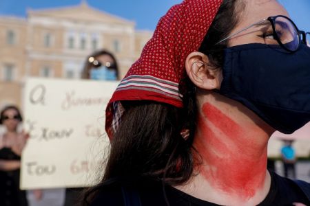 ‘Patriarchy murders’: Women protest against femicide in Syntagma Square